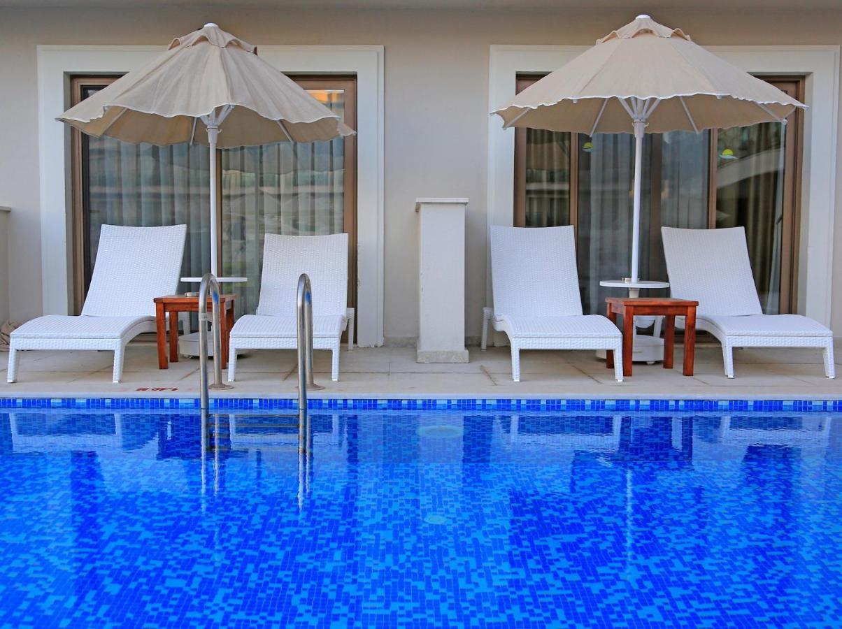 Double Room Pool View,1418490612:JPEG